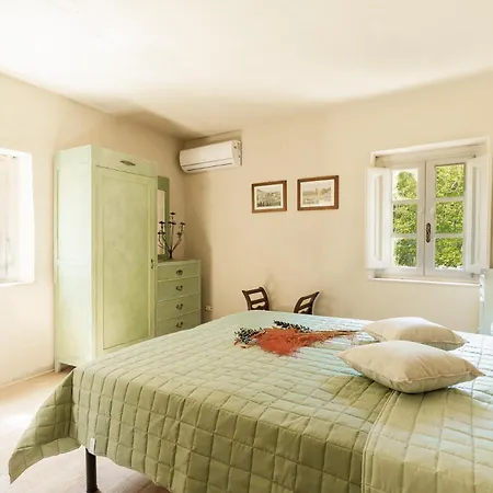 Il Borgo Sulla Visona Séjour chez l'habitant *